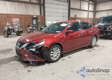 2016 Nissan Altima 2.5 S z USA, uszkodzony, nr VIN 1N4AL3AP4GC136977